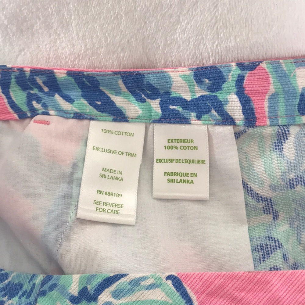 Lilly Pulitzer shorts 🩳 - Picture 4 of 14